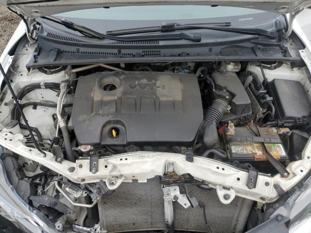 2T1BURHEXJC008308 - 2018 TOYOTA COROLLA L WHITE photo 11