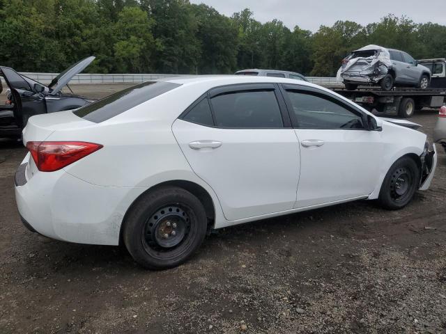 2T1BURHEXJC008308 - 2018 TOYOTA COROLLA L WHITE photo 3