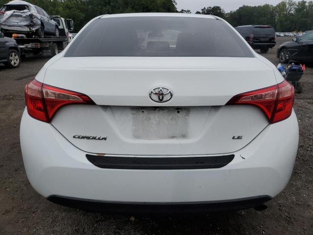 2T1BURHEXJC008308 - 2018 TOYOTA COROLLA L WHITE photo 6
