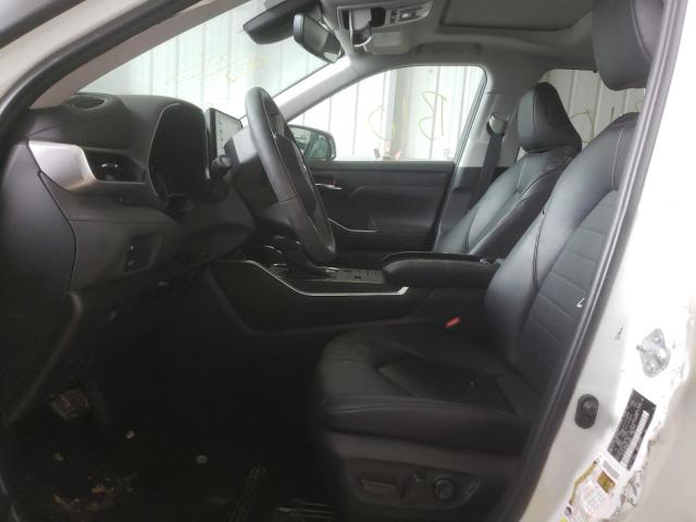 5TDGZRAH3NS115855 - 2022 TOYOTA HIGHLANDER XLE WHITE photo 7