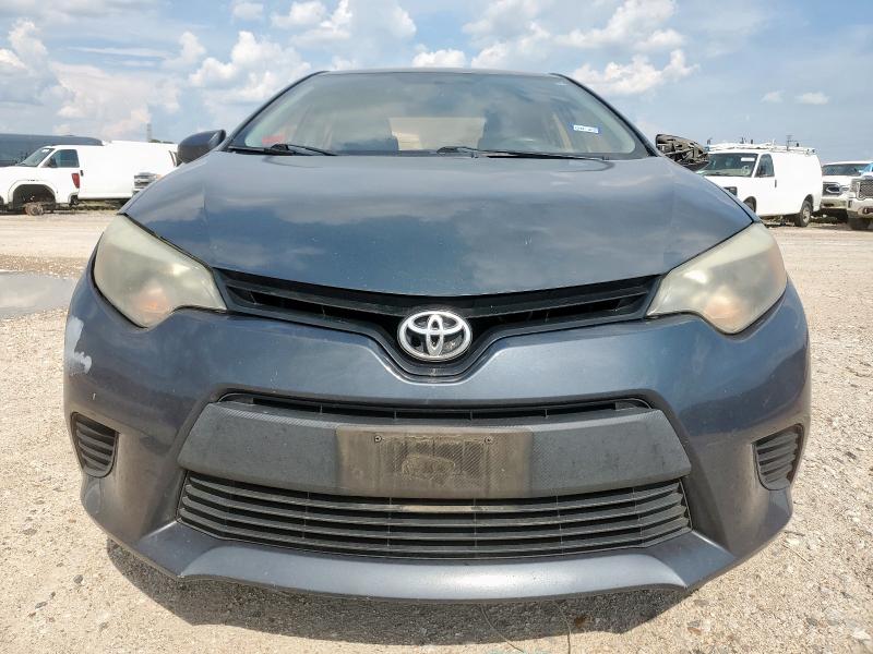 5YFBURHE2GP527118 - 2016 TOYOTA COROLLA L BLUE photo 5