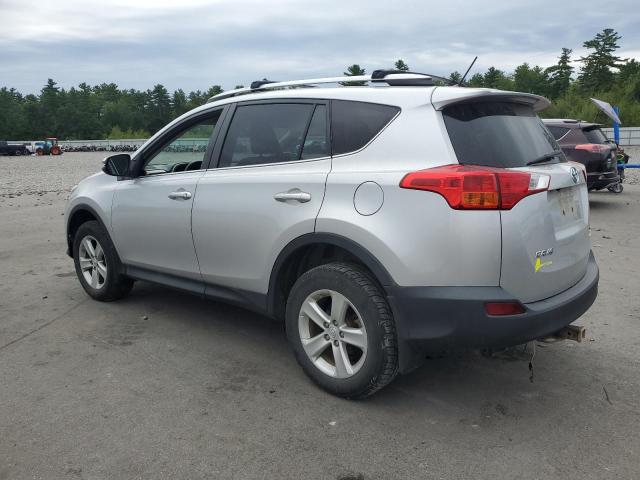 2T3RFREV4EW204995 - 2014 TOYOTA RAV4 XLE SILVER photo 2