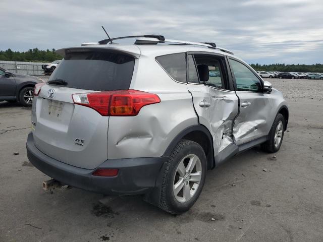 2T3RFREV4EW204995 - 2014 TOYOTA RAV4 XLE SILVER photo 3
