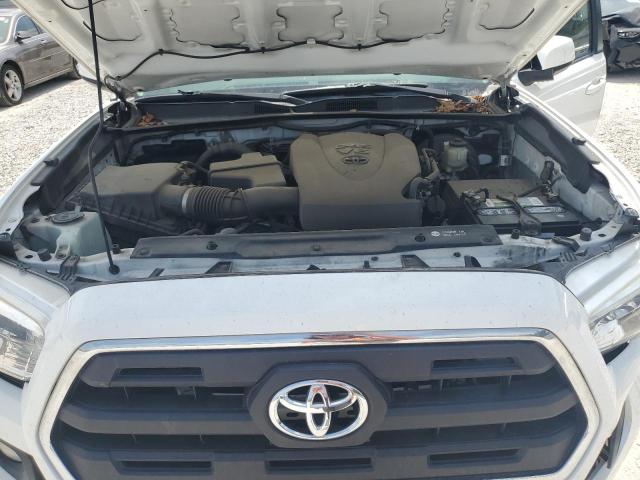 3TMCZ5AN0GM006933 - 2016 TOYOTA TACOMA DOUBLE CAB WHITE photo 11