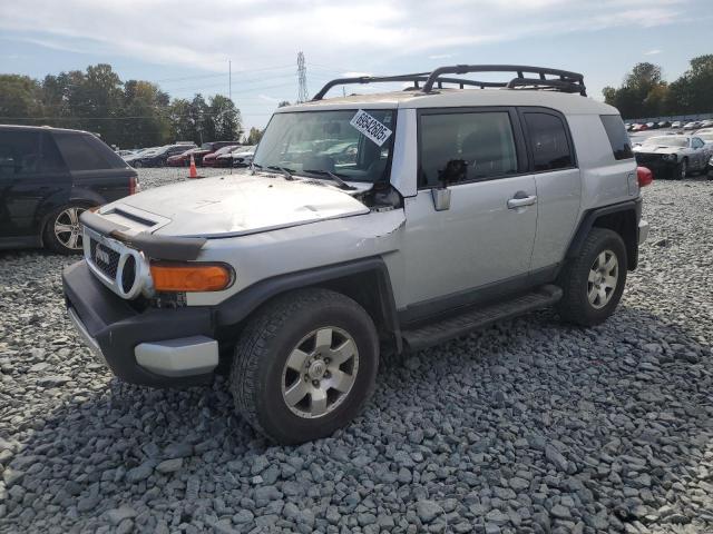 2008 TOYOTA FJ CRUISER, 