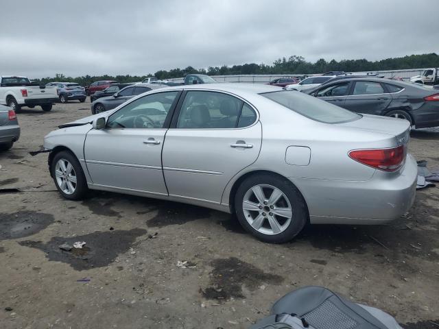 JTHBA30G055117364 - 2005 LEXUS ES 330 SILVER photo 2