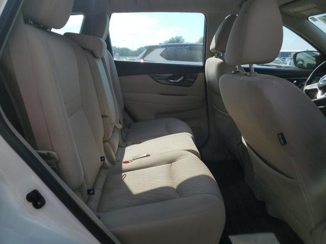 JN8AT2MT4HW137404 - 2017 NISSAN ROGUE S WHITE photo 11
