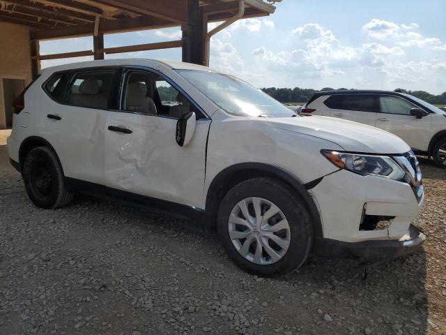 JN8AT2MT4HW137404 - 2017 NISSAN ROGUE S WHITE photo 4