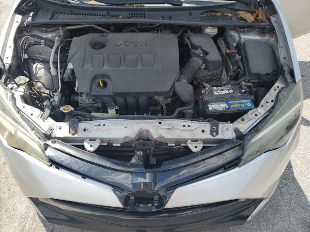 2T1BURHE6HC796949 - 2017 TOYOTA COROLLA L SILVER photo 11