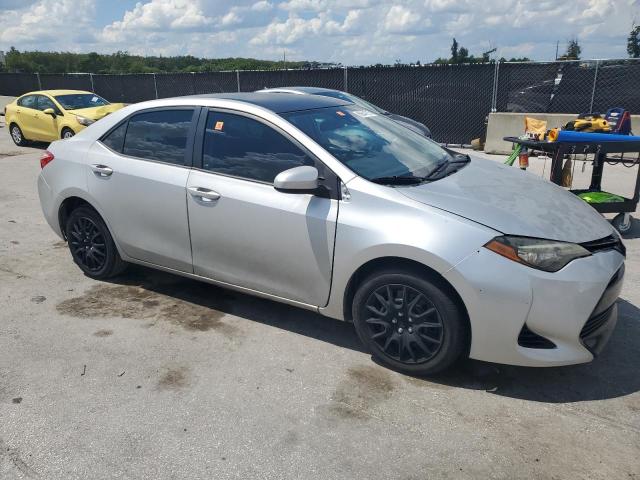 2T1BURHE6HC796949 - 2017 TOYOTA COROLLA L SILVER photo 4