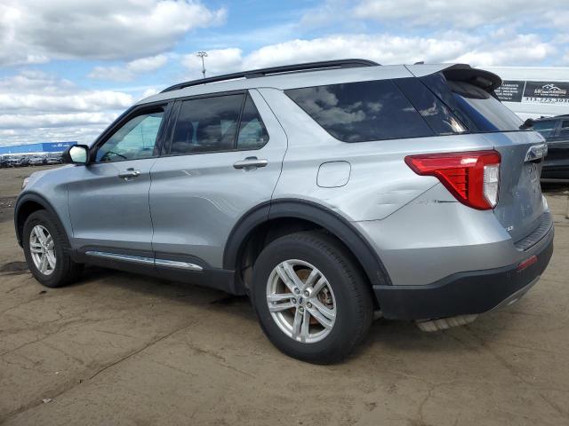 1FMSK8DH4PGB82204 - 2023 FORD EXPLORER XLT Srebrny zdjęcie 2
