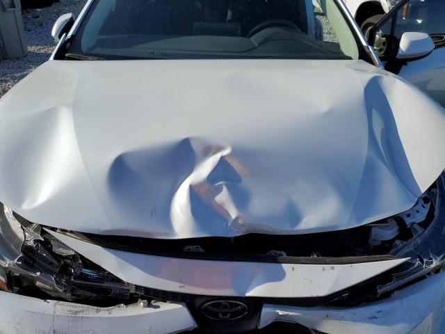 JTDEPMAE5N3026490 - 2022 TOYOTA COROLLA LE WHITE photo 11