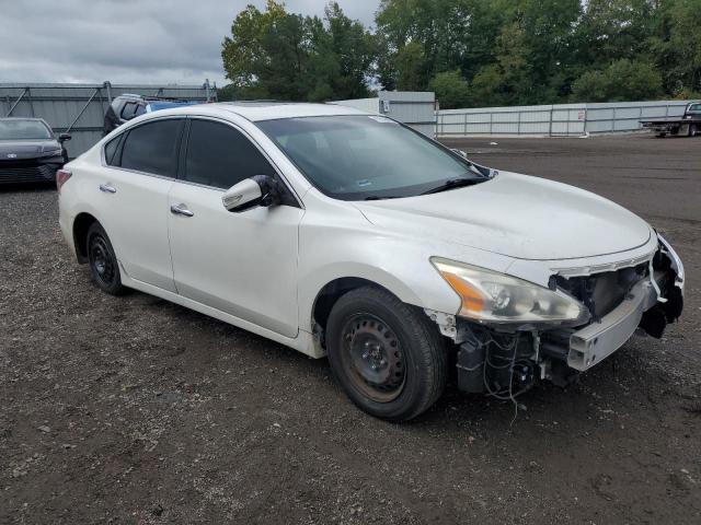 1N4AL3AP5DC196777 - 2013 NISSAN ALTIMA 2.5 WHITE photo 4
