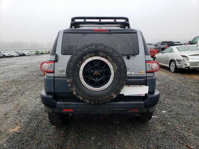 JTEBU4BF4DK155825 - 2013 TOYOTA FJ CRUISER GRAY photo 6