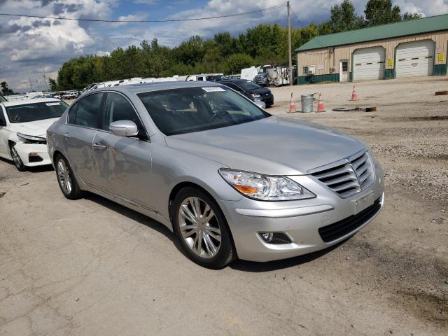 KMHGC46F79U054549 - 2009 HYUNDAI GENESIS 4.6L SILVER photo 4