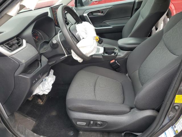 2T3P1RFV1MC232435 - 2021 TOYOTA RAV4 XLE CHARCOAL photo 7