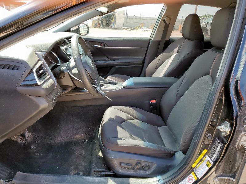 4T1B11HK1JU628849 - 2018 TOYOTA CAMRY L შავი ფოტო 7