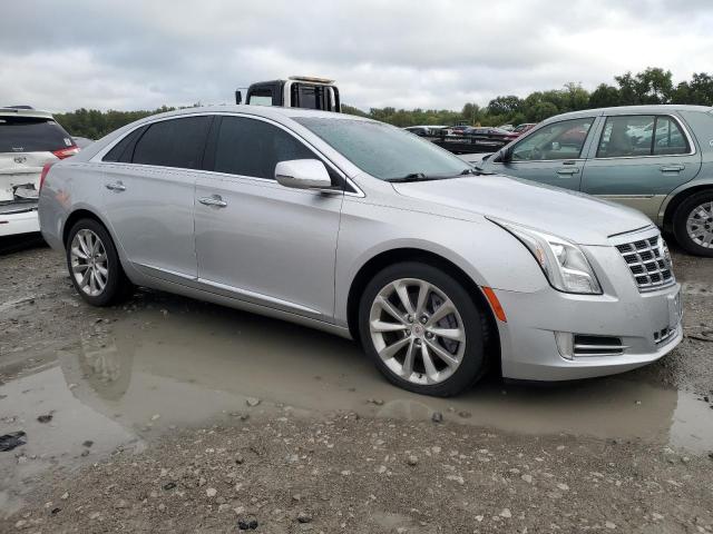 2G61S5S30D9197740 - 2013 CADILLAC XTS PREMIUM COLLECTION SILVER photo 4