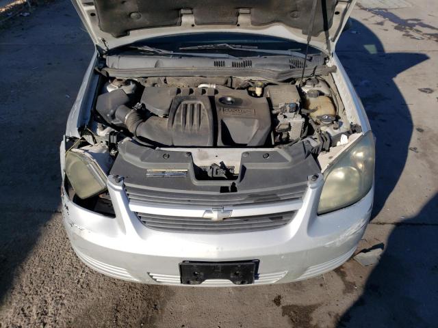 1G1AK58F887319064 - 2008 CHEVROLET COBALT LS SILVER photo 11