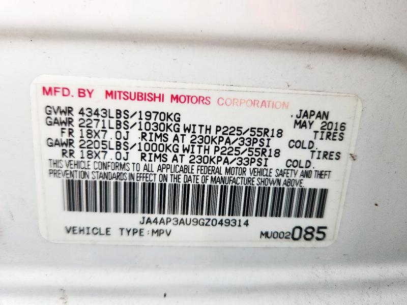 JA4AP3AU9GZ049314 - 2016 MITSUBISHI OUTLANDER ES WHITE photo 13