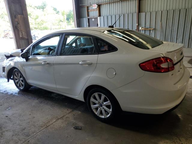 3FADP4BJ3CM123535 - 2012 FORD FIESTA SE WHITE photo 2