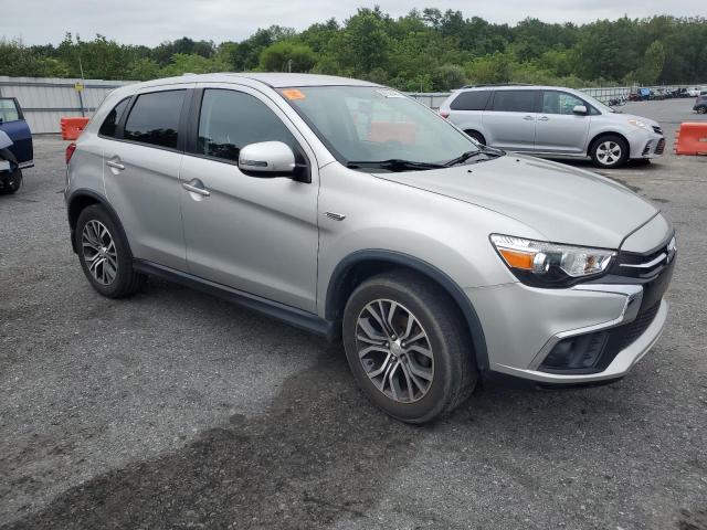 JA4AP3AU4KU008241 - 2019 MITSUBISHI OUTLANDER ES SILVER photo 4