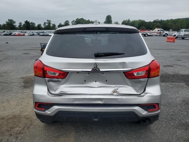 JA4AP3AU4KU008241 - 2019 MITSUBISHI OUTLANDER ES SILVER photo 6