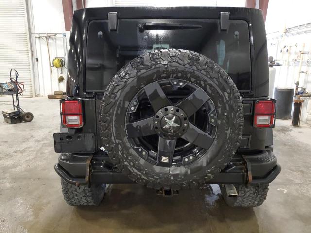 1C4HJWEG9DL590700 - 2013 JEEP WRANGLER U SAHARA Qara foto 6