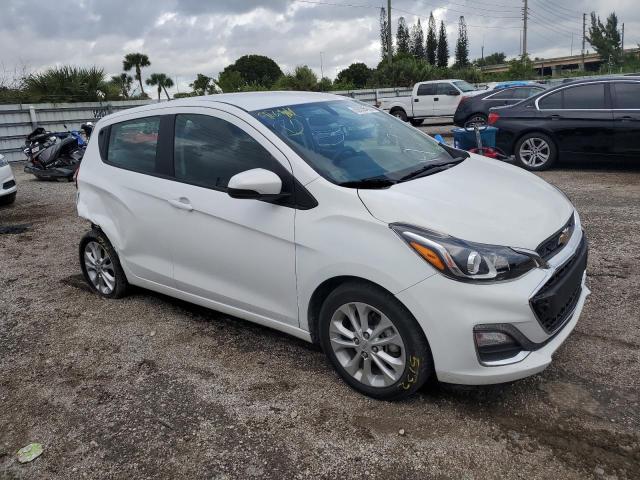 KL8CD6SA0LC441973 - 2020 CHEVROLET SPARK 1LT WHITE photo 4