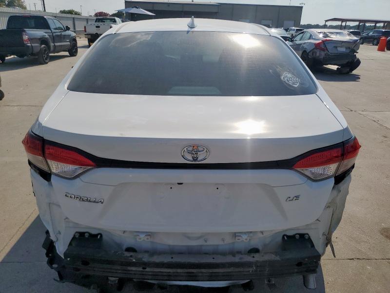5YFEPRAE0LP143119 - 2020 TOYOTA COROLLA LE WHITE photo 6