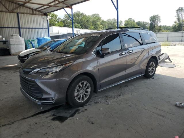 2023 TOYOTA SIENNA XLE, 