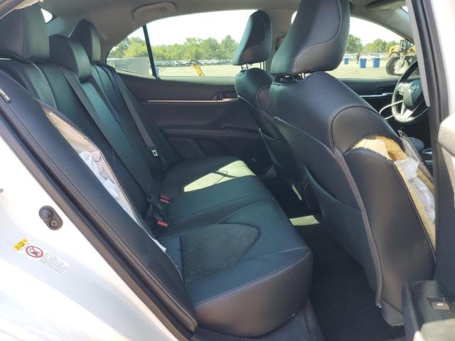 4T1B61HK4KU726728 - 2019 TOYOTA CAMRY XSE WHITE photo 10