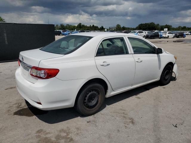 5YFBU4EE7CP011418 - 2012 TOYOTA COROLLA BASE Սպիտակ լուսանկար 3