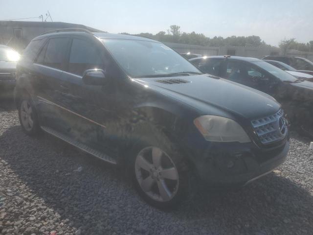 4JGBB8GB2AA576138 - 2010 MERCEDES-BENZ ML 350 4MATIC BLACK photo 4