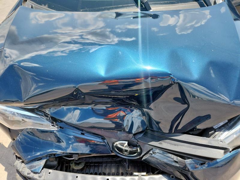 5YFBURHE4KP939520 - 2019 TOYOTA COROLLA L 蓝色 照片 11