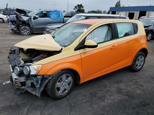 1G1JA6SH6D4135756 - 2013 CHEVROLET SONIC LS İki rəngli foto 1