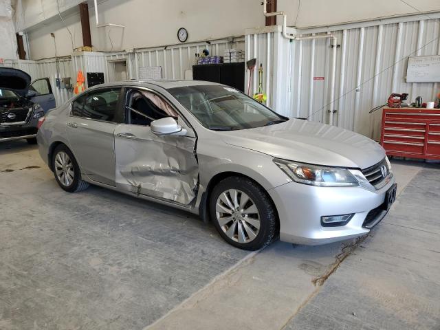 1HGCR2F77DA211104 - 2013 HONDA ACCORD EX SILVER photo 4