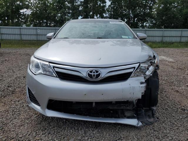 4T1BF1FK6CU007193 - 2012 TOYOTA CAMRY BASE SILVER photo 5
