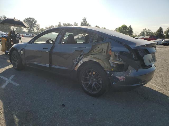 5YJ3E1EAXPF689529 - 2023 TESLA MODEL 3 Plata foto 2