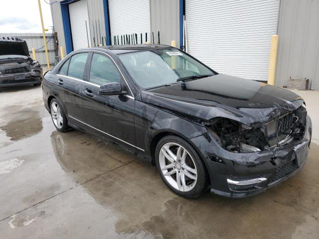 WDDGF8AB7ER304656 - 2014 MERCEDES-BENZ C 300 4MATIC BLACK photo 4