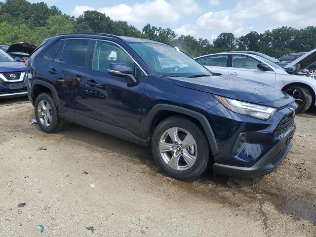 2T3P1RFV9SW543994 - 2025 TOYOTA RAV4 XLE BLUE photo 4