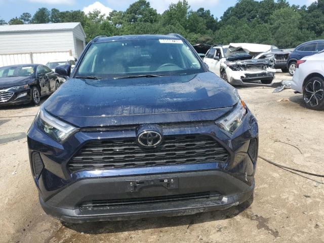 2T3P1RFV9SW543994 - 2025 TOYOTA RAV4 XLE BLUE photo 5