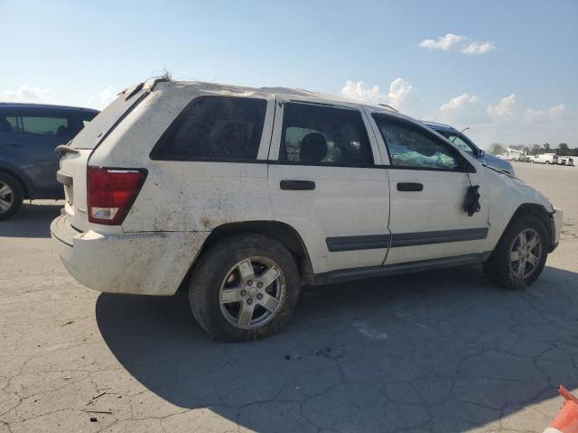 1J4GS48K65C634208 - 2005 JEEP GRAND CHER LAREDO WHITE photo 3