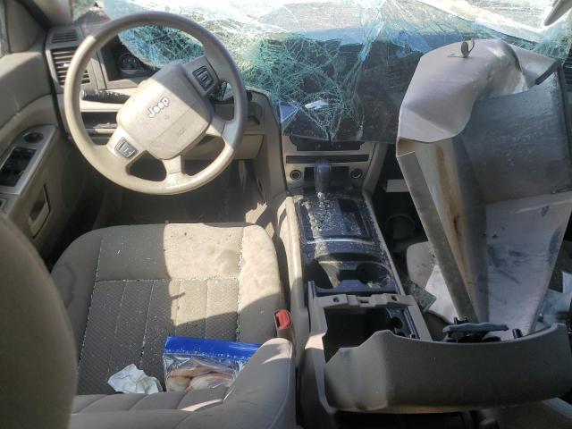 1J4GS48K65C634208 - 2005 JEEP GRAND CHER LAREDO WHITE photo 8