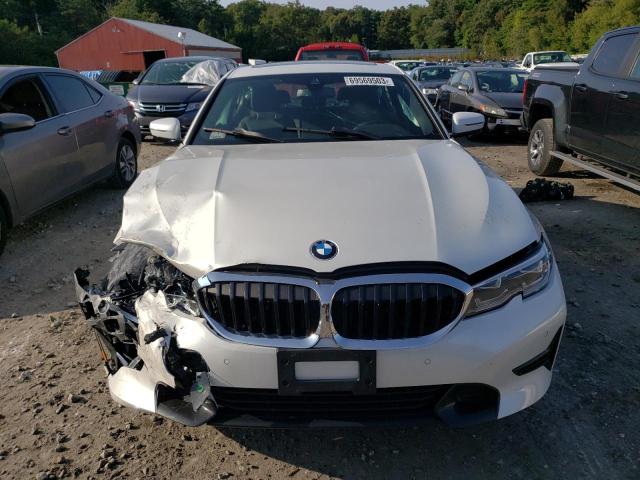 3MW5R7J01L8B15166 - 2020 BMW 330XI WHITE photo 5