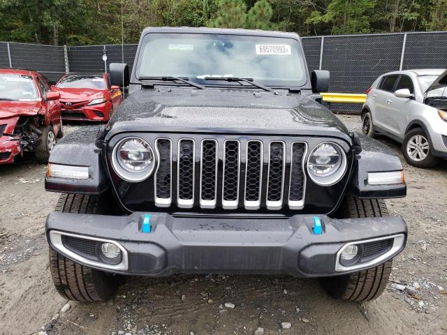 1C4JJXP63NW275693 - 2022 JEEP WRANGLER U SAHARA 4XE BLACK photo 5