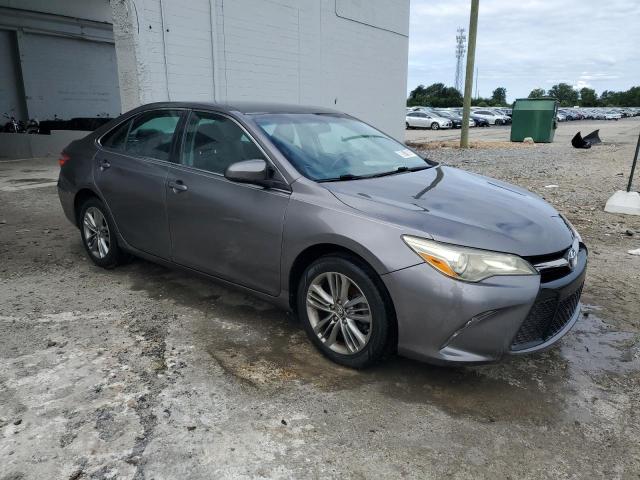 4T1BF1FKXGU132705 - 2016 TOYOTA CAMRY LE CHARCOAL photo 4