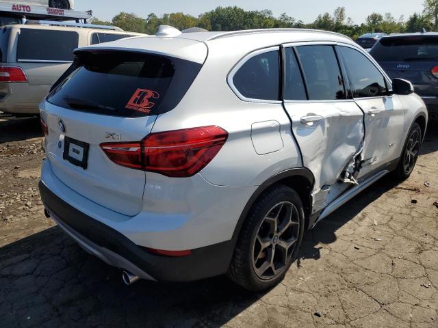 WBXHT3C3XJ5K22098 - 2018 BMW X1 XDRIVE28I WHITE photo 3