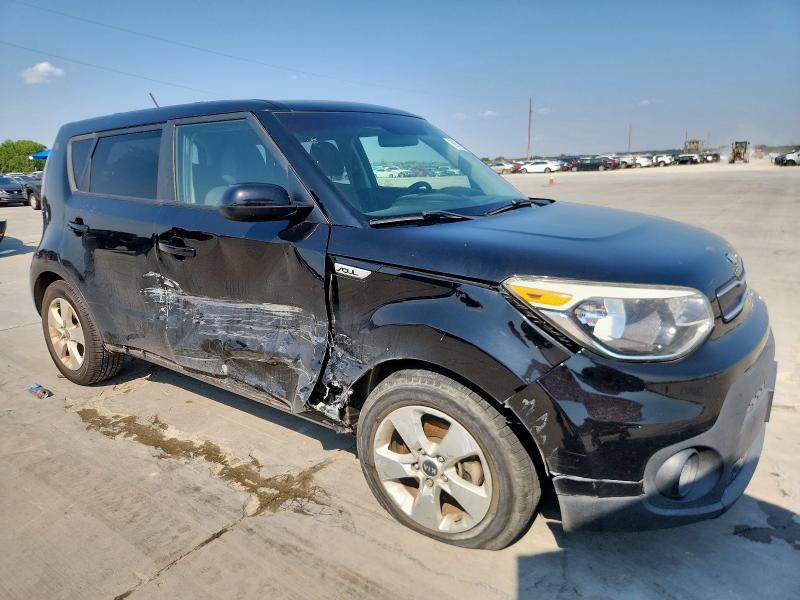 KNDJN2A22K7643364 - 2019 KIA SOUL BLACK photo 4