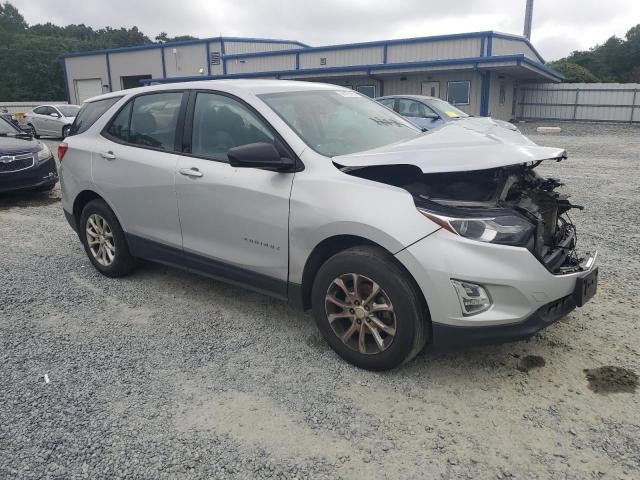 3GNAXREV5JL351684 - 2018 CHEVROLET EQUINOX LS SILVER photo 4